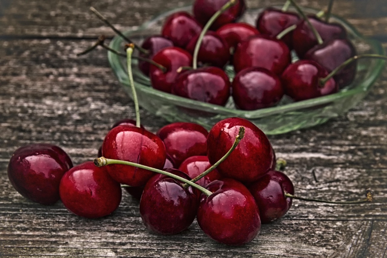 Fresh cherries